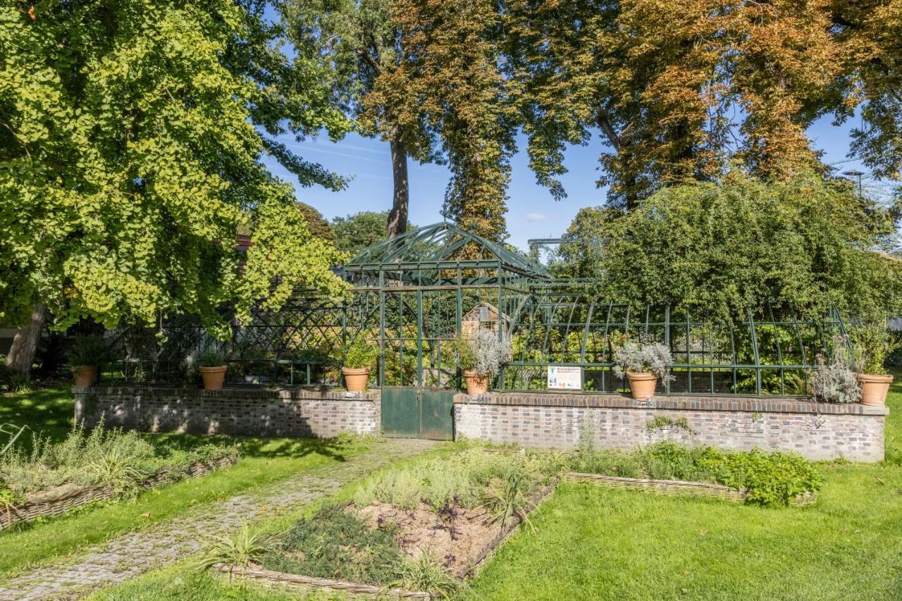 Auberge La Maison Montreau Montreuil  Bagian luar foto
