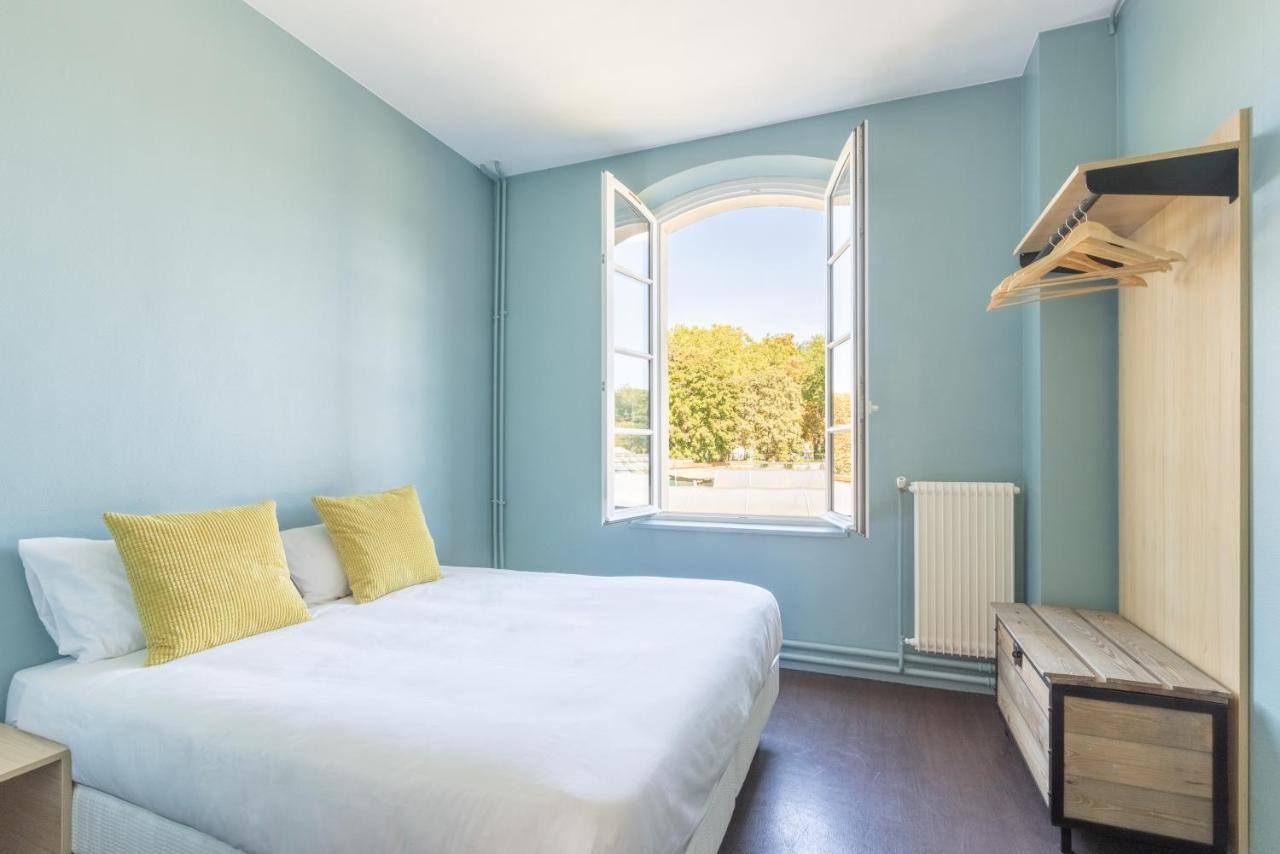 Auberge La Maison Montreau Montreuil  Bagian luar foto